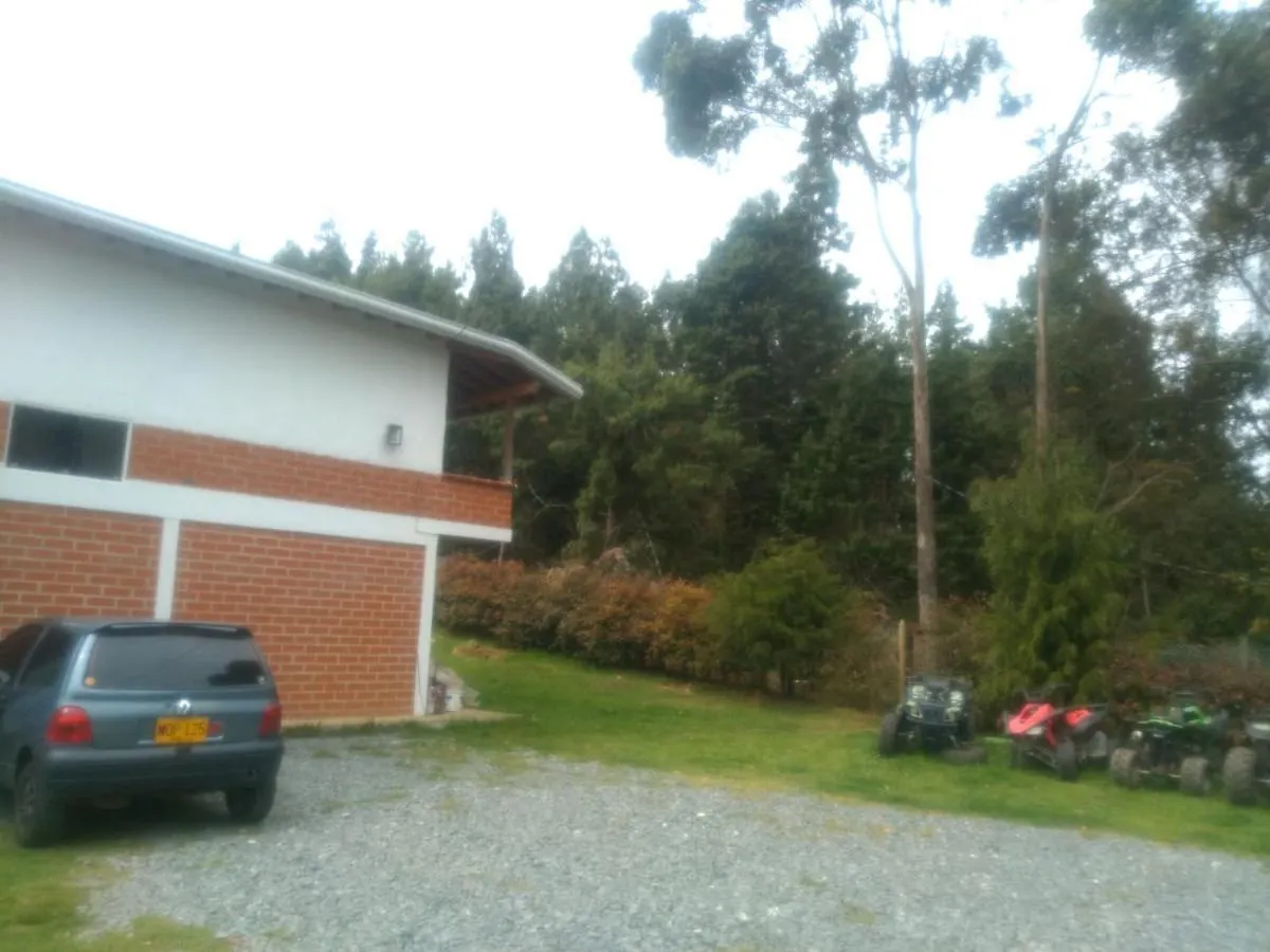 Behappy Glamping Hotel Medellin